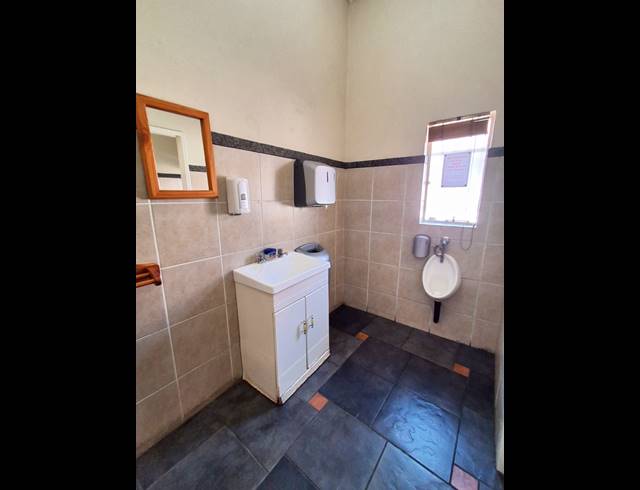 363M² OFFICE FOR SALE IN VEREENIGING CENTRAL